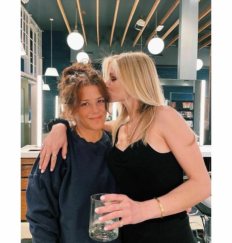 Erin Moriarty modèle sympa galerie