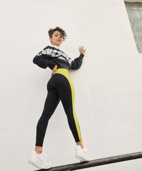 Liza Koshy star du porno images