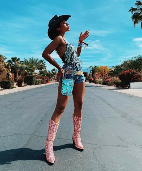 Liza Koshy meilleure étoile image