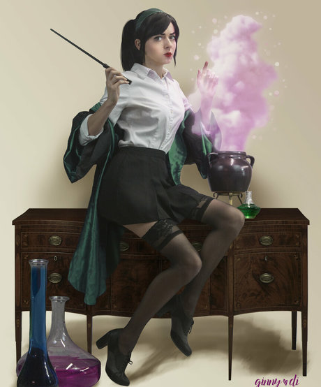 Ginny Di star du porno gratuit des photos