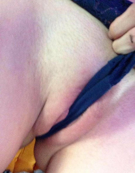 cul écarté onlyfans art sympa galeries