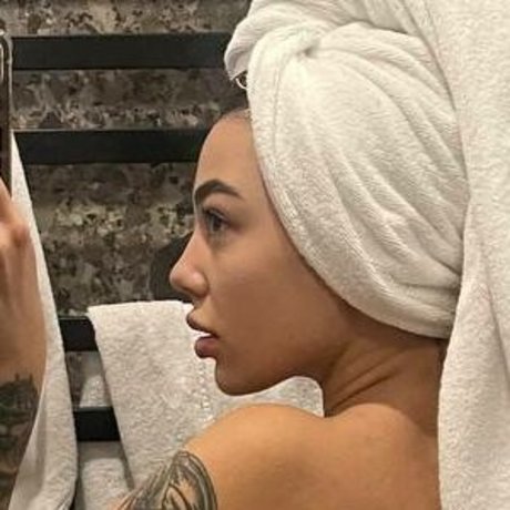 kk magdalene joli modèle photos