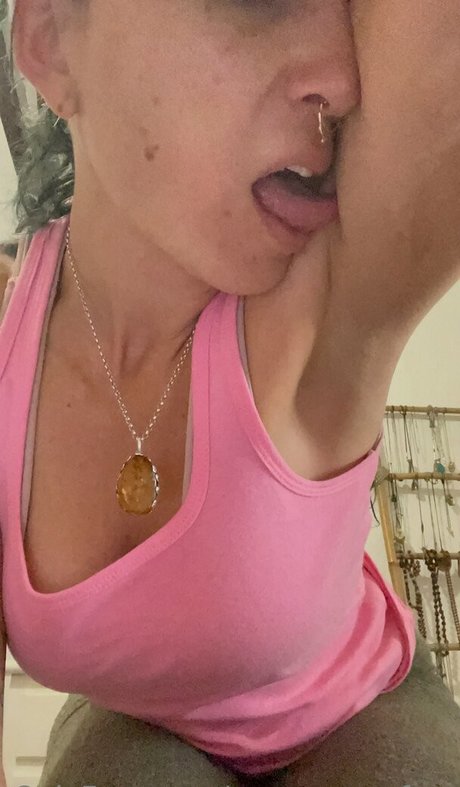 gypsymayafree star du porno gratuite image