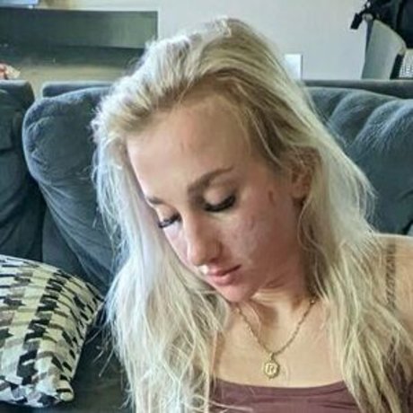 BeckLynn7 star du porno chaude des photos