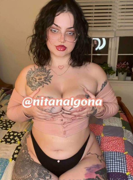 peachellafree art modèle photos