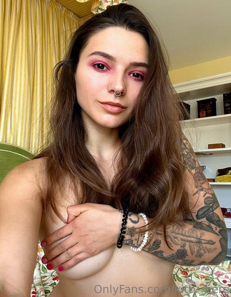 visage onlyfans haut hd photos