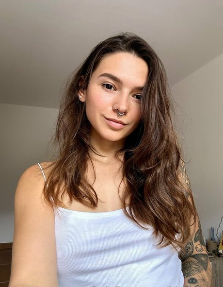 épouse amateur onlyfans parfait exclusif des photos