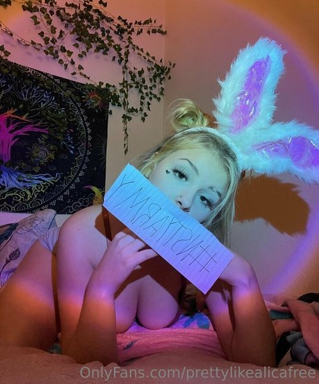 aliisnowwflake actrice nue archive