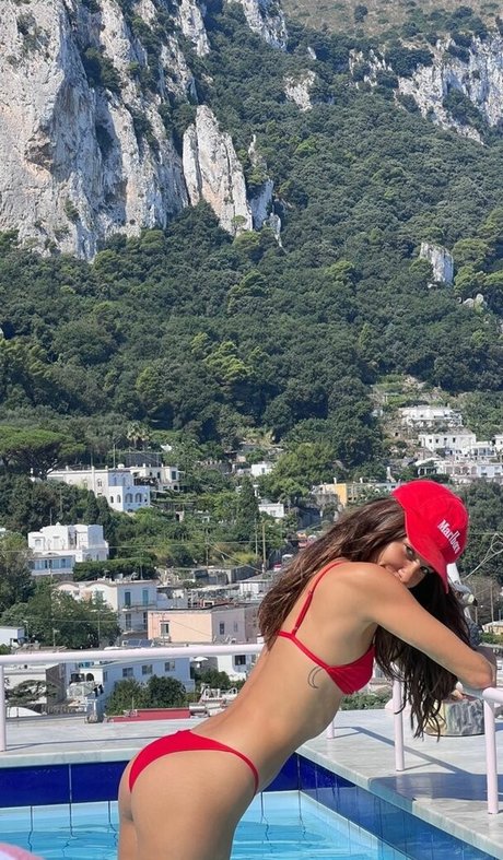 sexe en bikini uniquementfans assez hd image