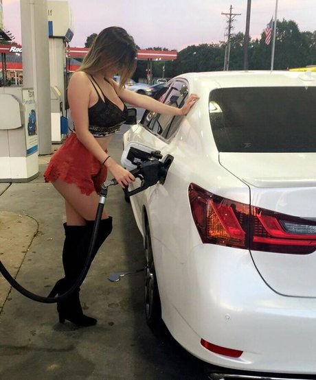 blonde aux gros seins onlyfans haut de gamme collection