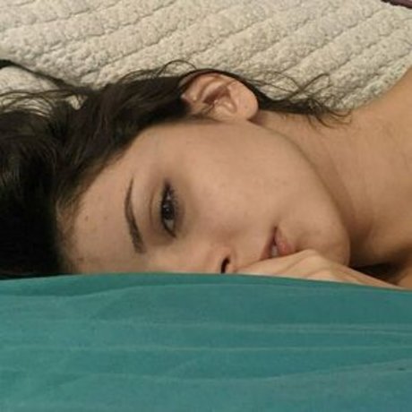 RevolutionarySyrup99 modèle nu photo