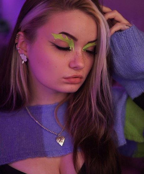 adolescent maigre onlyfans hd jolie image