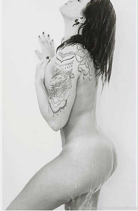 Kris Chanski modèle joli galerie