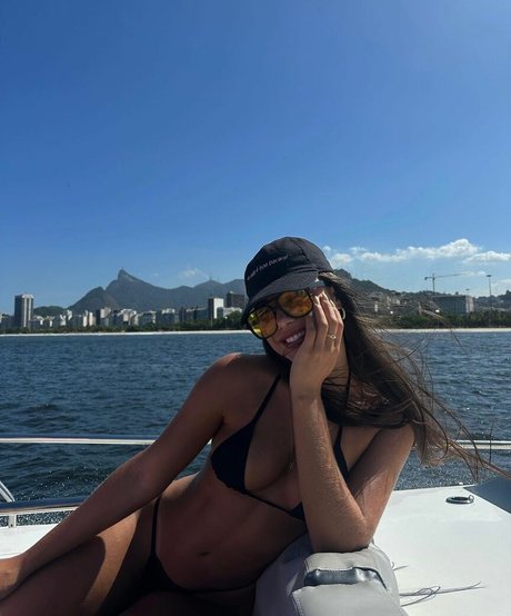 femme nue onlyfans adulte parfait images