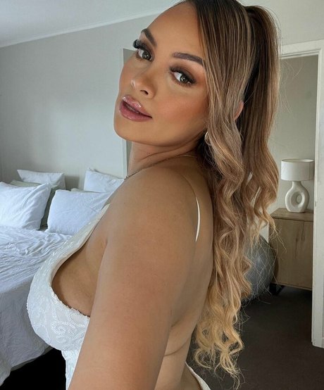 Karina Atavenitia star du porno de haute qualité collection