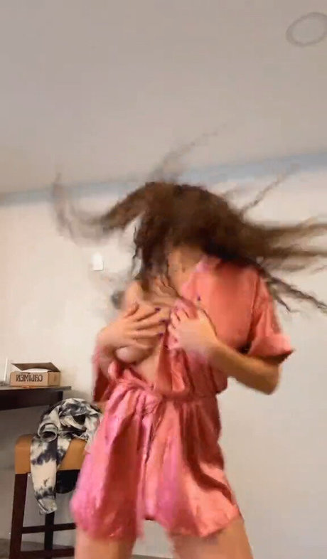 infirmière brune onlyfans érotique gratuit des photos