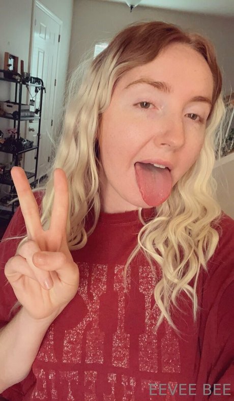 Eevee Bee modèle artistique image