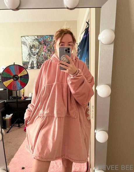 mamie milf onlyfans belle nue archive