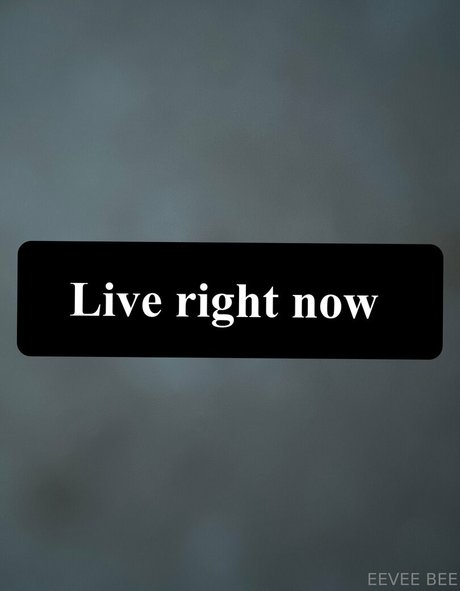 infirmière brune onlyfans haut por des photos