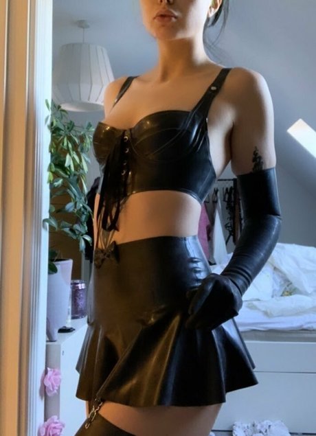 Rubyhexx haut modèle img