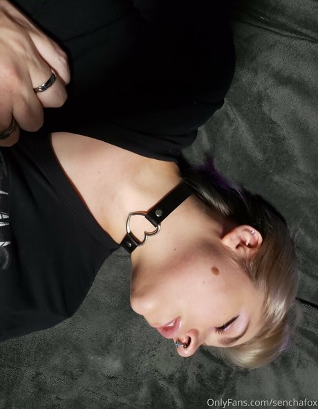 fans asiatiques maigres uniquement plutôt parfait des photos