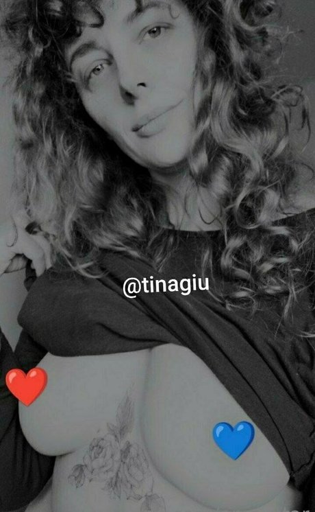 arya star modèle chaud des photos