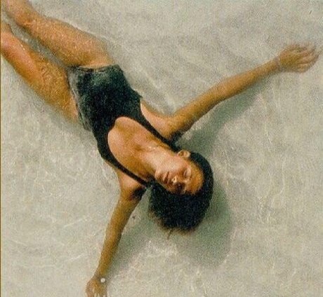 Sophie Marceau nus étoiles des photos