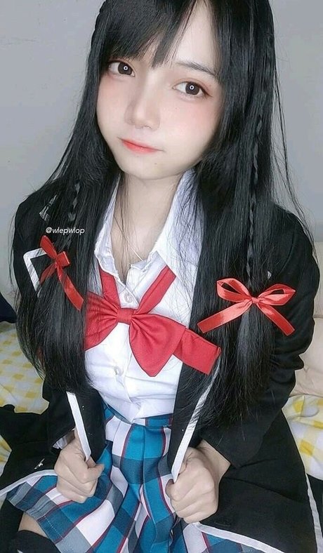 blonde aux gros seins onlyfans parfait sympa photo