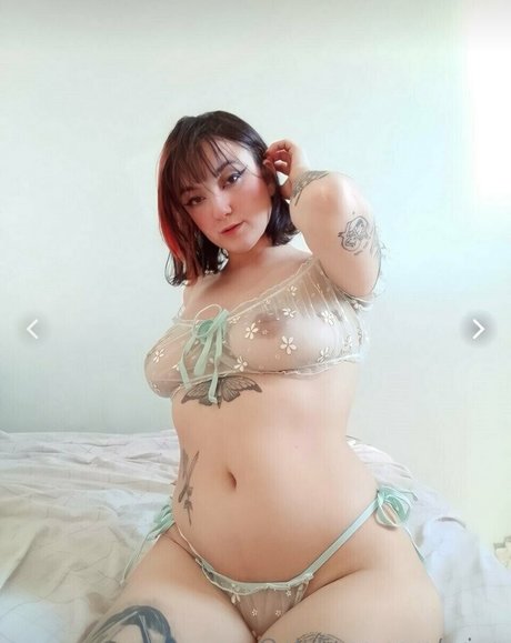 Crixq modèle porno galerie