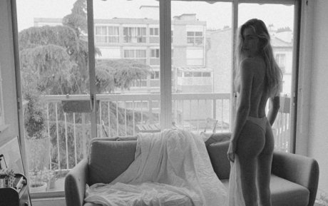 petite ébène onlyfans adulte érotique galerie