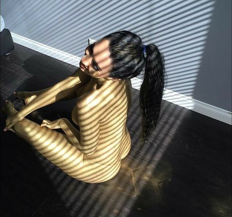 Paris Dylan art modèle photos