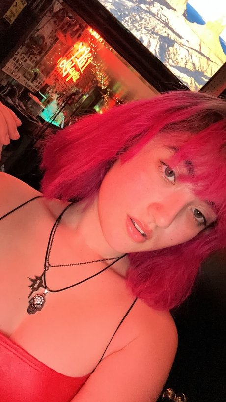 Lexi Wood étoile adulte des photos