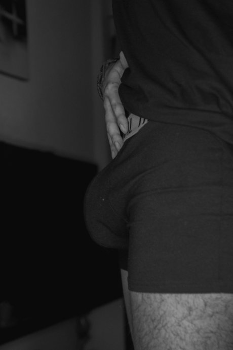 Le Russo art star du porno photos