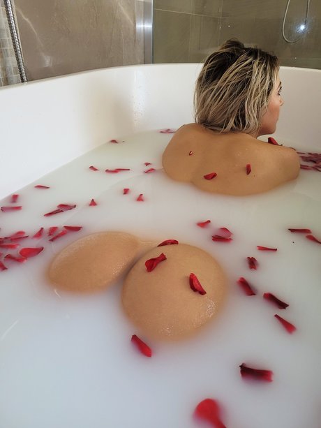 laylascarlett22 modèle sexy galeries