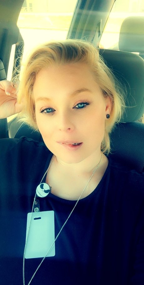 actrice onlyfans nus sexy img