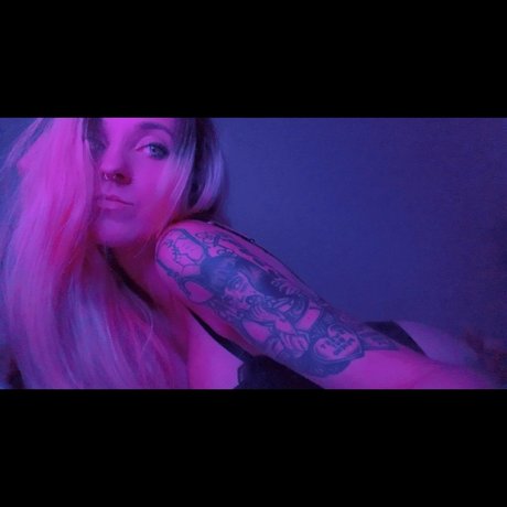 lilzaafii modèle artistique photo