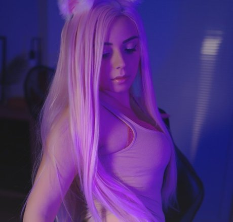 Lili Raven actrice nue des photos