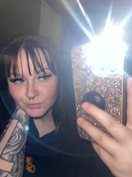 Meli_ nus star du porno archive