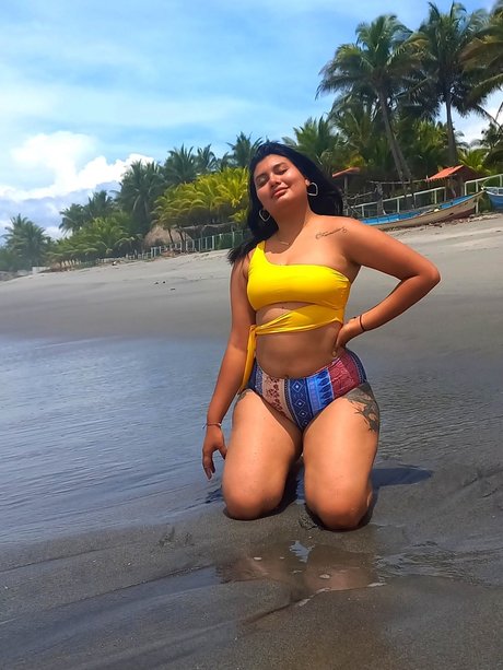 plage milf onlyfans parfait sympa galeries