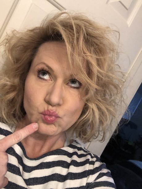 sexe en bikini uniquementfans haute qualité photos