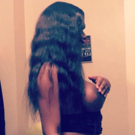 Pussefairyy_ actrice artistique photo