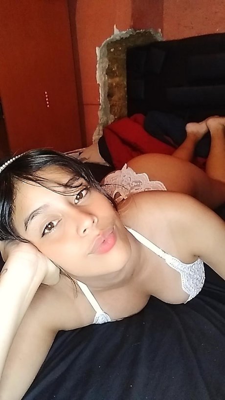 Kairuth alvarez haut modèle image