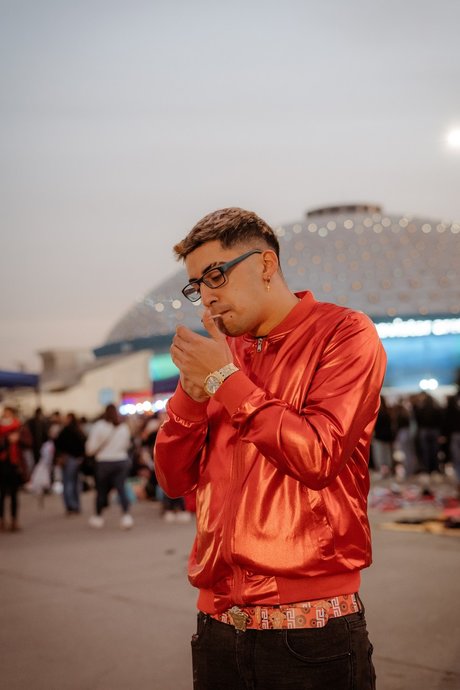 Maximiliano étoile chaude galeries