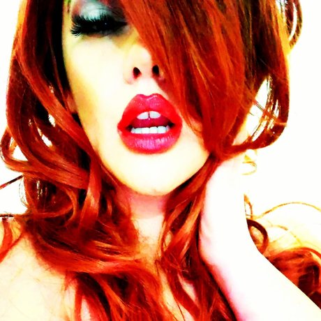 Lynseydoll jolie star du porno archive