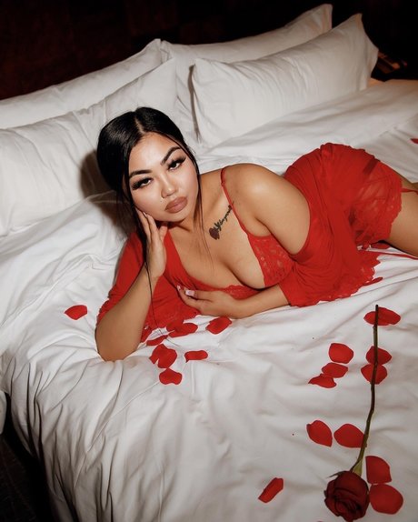 Lynn K_ joli modèle archive