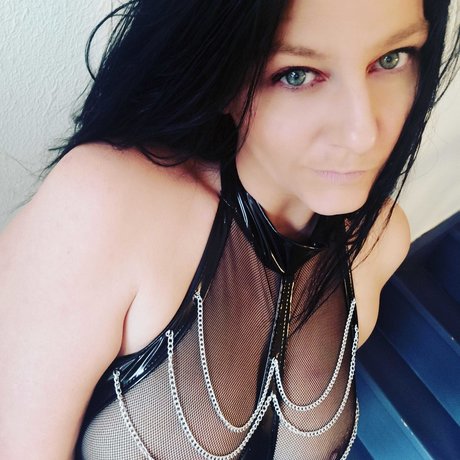 fans de gros seins asiatiques uniquement porno nus image