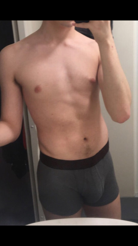 Luke Miller haut modèle des photos