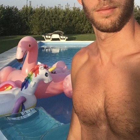 grand-mère onlyfans libre nu galeries