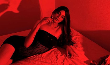 Manuela Alencar étoile de haute qualité galeries