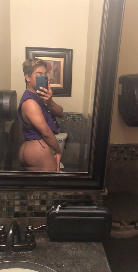 Pink Makanui étoile adulte galeries